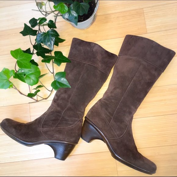 Dansko Shoes - DANSKO brown suede heeled boots, sz 39, 8.5.